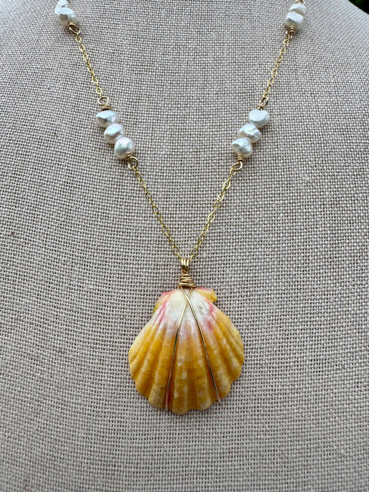 Sunrise Shell Necklace | Freshwater Baroque Pearl Chain