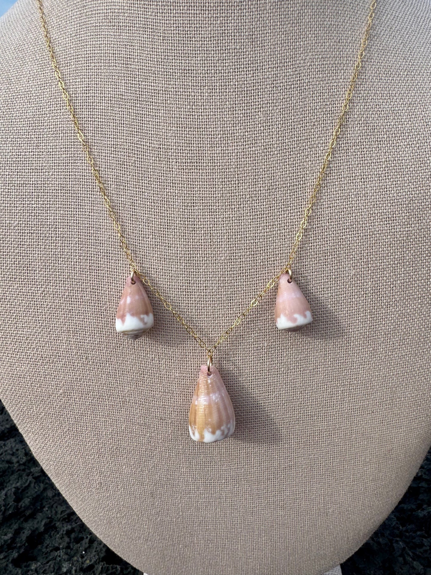 Hawaiian Cone Trio Necklace