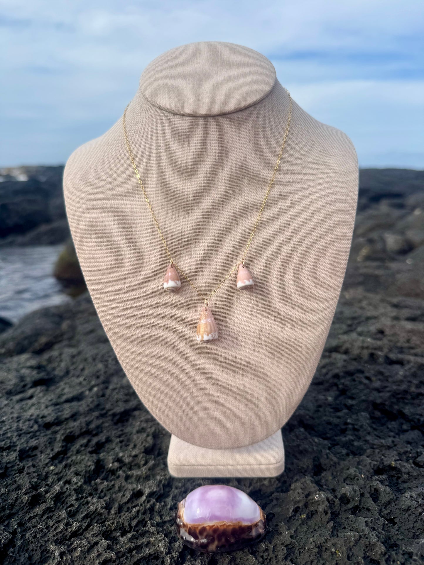 Hawaiian Cone Trio Necklace