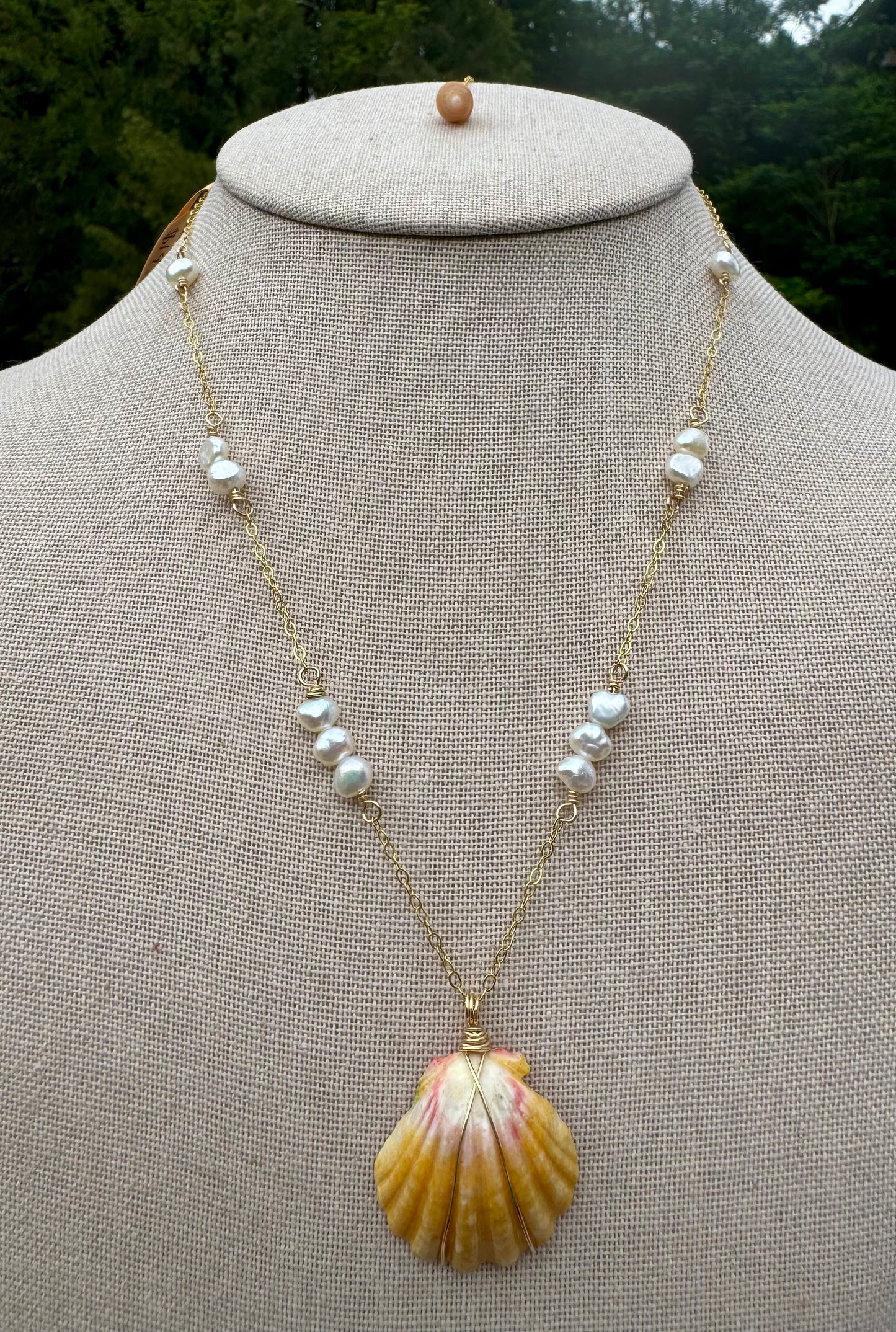Sunrise Shell Necklace | Freshwater Baroque Pearl Chain