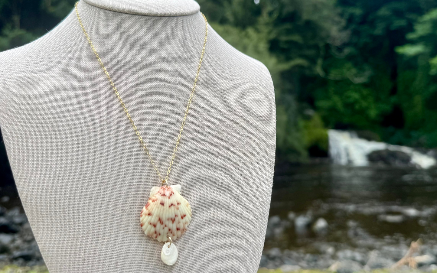 Scallop Drop Necklace
