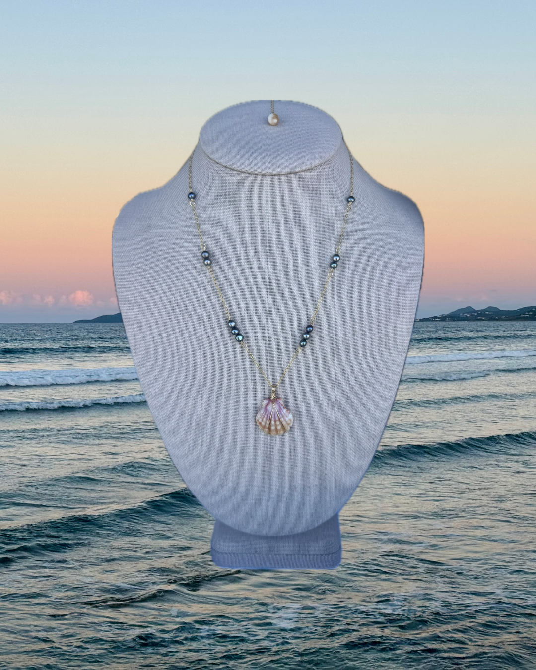 Sunrise Shell Necklace | Freshwater Peacock Pearl Chain